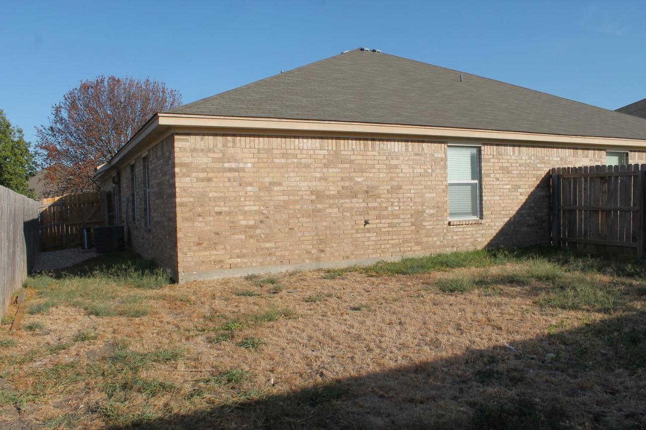 Setting The Right Vibes. Apartment Killeen Exterior photo